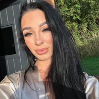 Hannah Holmes