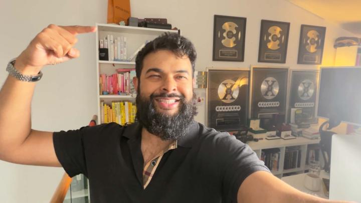 I cloned my $40M business (you can copy it in 1 click)