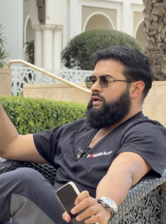 Exclusive: Looking for 5 People to Install AI Powered Marketing Funnels (Under 14 Days)