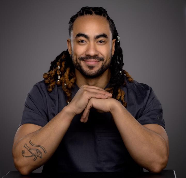 Aaron Leon