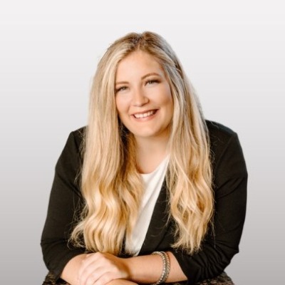 Rachel Uzelac