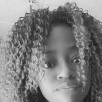 Flora Mwangi