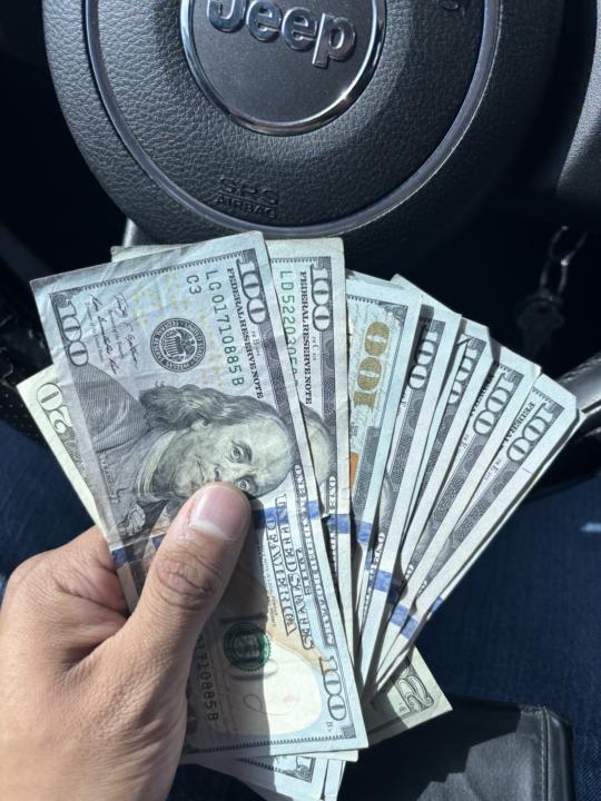 First client closed ($1k) ✅