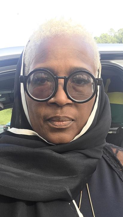 Donnette Cruickshank