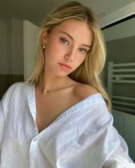 Elizabeth Emily