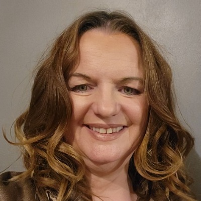 Julie Barnard