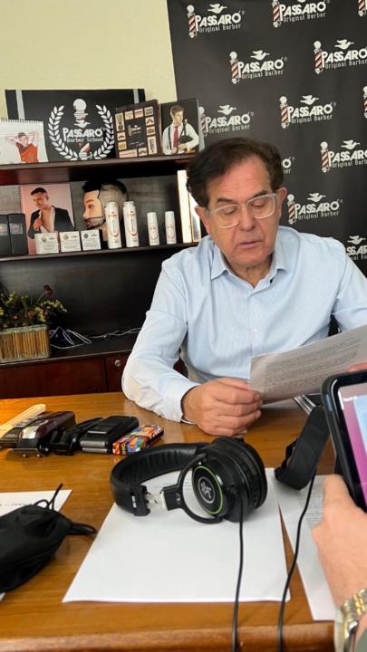 Javier Mesones fuertes