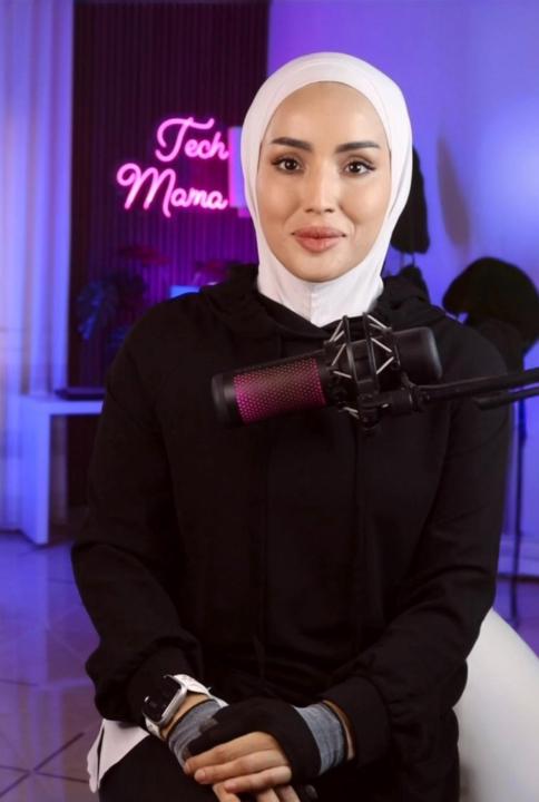 Sarah Younis