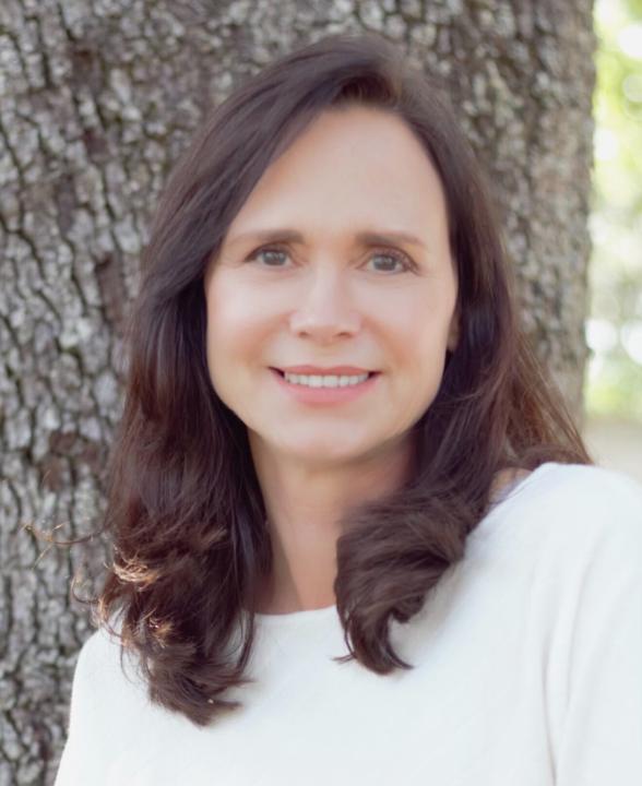 Connie Fox