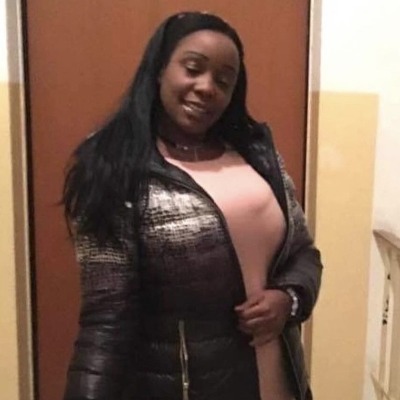 Yeney Charles oleaga