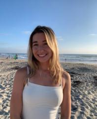 Stephanie Dargis