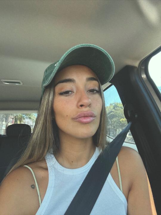Eleonora Ym