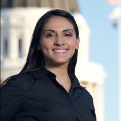 Practitioner Emerald Santacruz