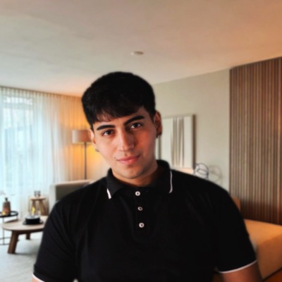 Tiago Salazar