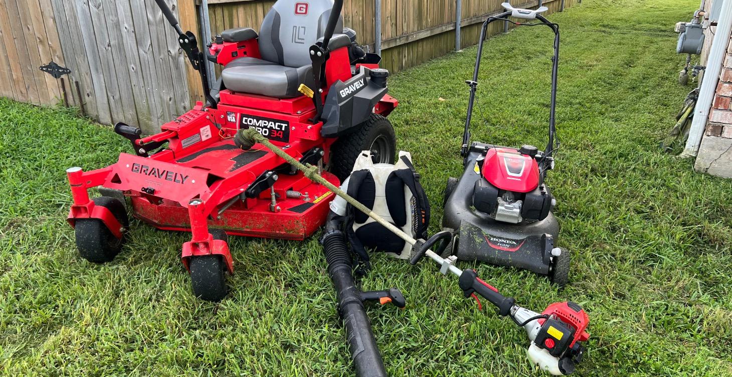 HOW TO START YOUR OWN LAWN CARE BUSINESS