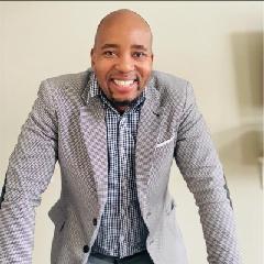 Zee Hlabathe