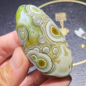 Crystal Spotlight - Gobi Agate