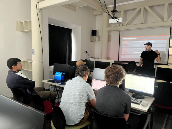 🎮🔥 Así se vivió la Master Class de Open Claw en U-Echo Training Center