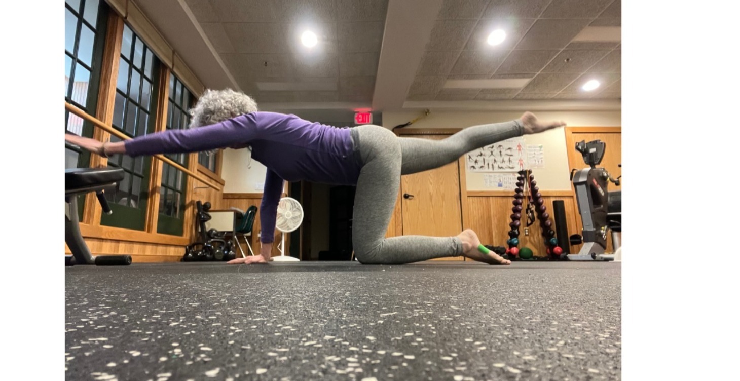 ˚Bodyweight Workout to Build Muscle and Burn Fat