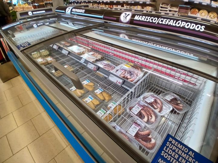 La abundancia vende.  Y, a la vez, la escasez espanta.