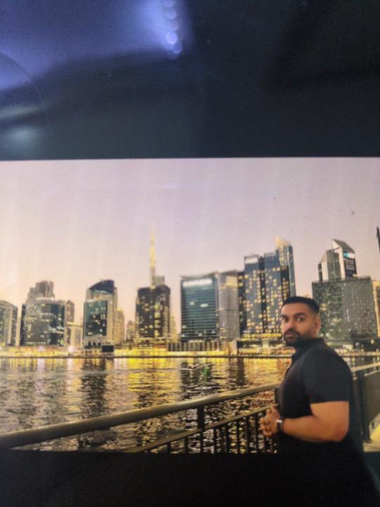 Younis Laks