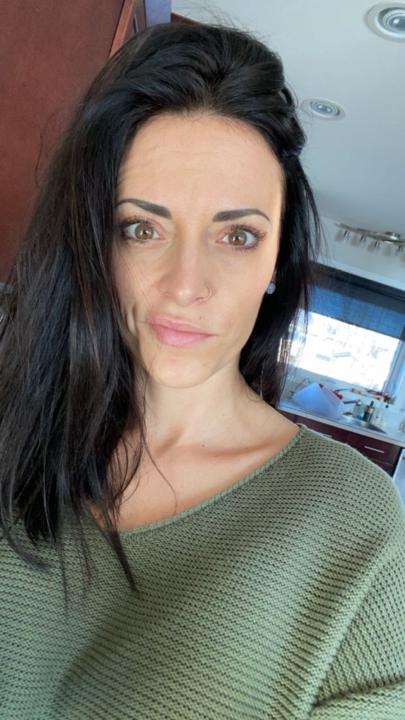 Tammy R