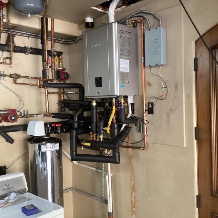 Tankless Water Heater Repair & Installation Beaverton, MI | Call (888) 498-9391