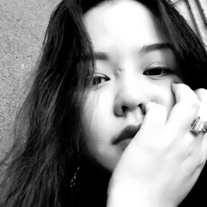 Hằng Phạm