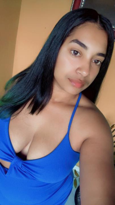 Maria Adela De la Cruz