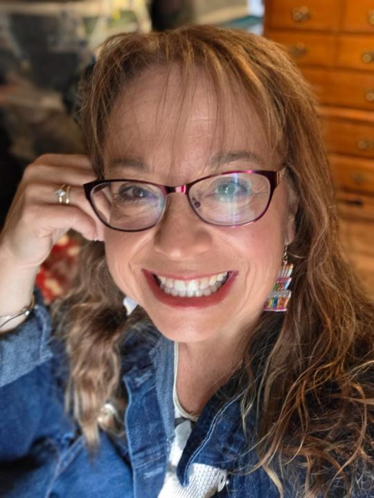 Lisa Zader