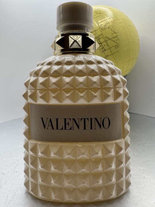 Valentino Uomo Born in Roma Ivory edt 