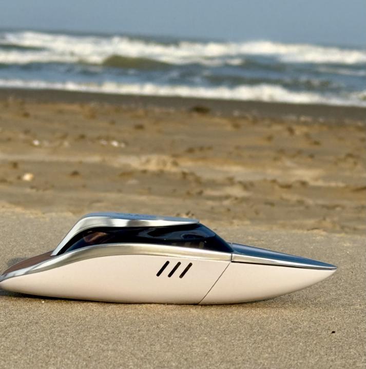 On the Beach with My Yacht