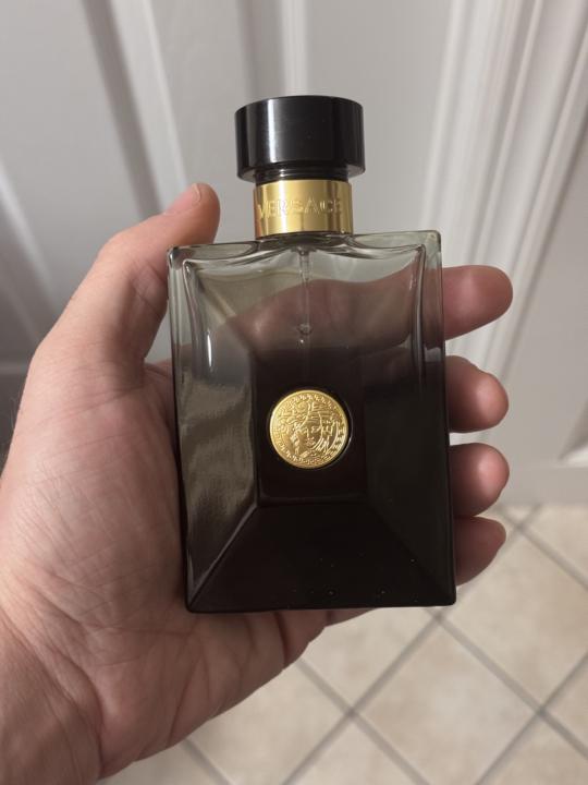 Oud noir // Versace 