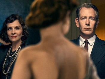 House Battle: Dior v Chanel