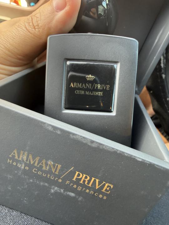 Armani Cuir Majeste (Harrods Exclusive)