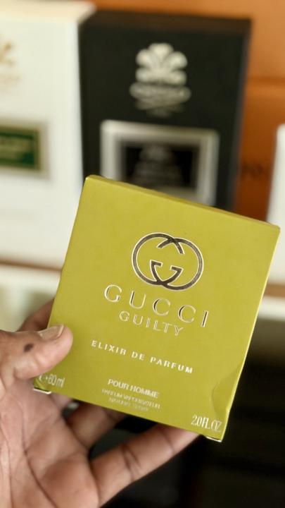 She’s Baccccckkk ! 