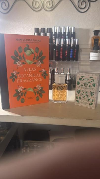 SOTD: Zaharoff Signature Bloom and a Great Book!!!