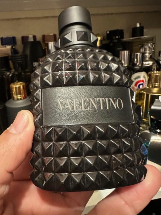 SOTD - Valentino Uomo Born In Roma Rockstud Noir