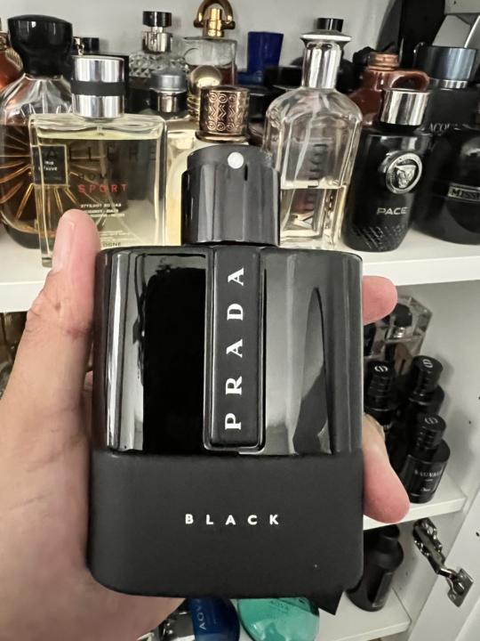 SOTD…..Prada Luna Rosa Black 