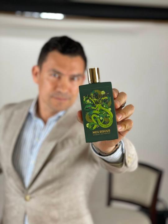 (CLOSED - Winner Selected!!) Giveaway #5 - Mes Bisous - One Night Only - $227 Value 