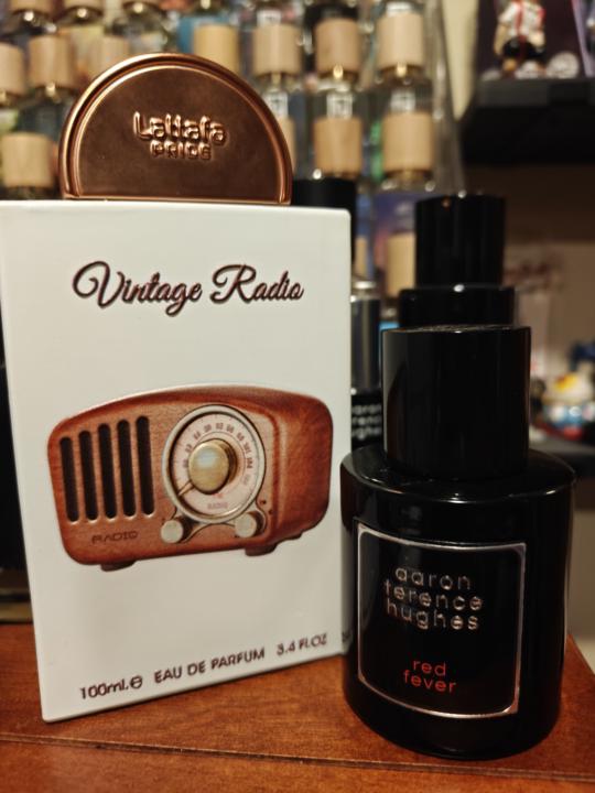 SOTE - Layering Red Fever and Vintage Radio