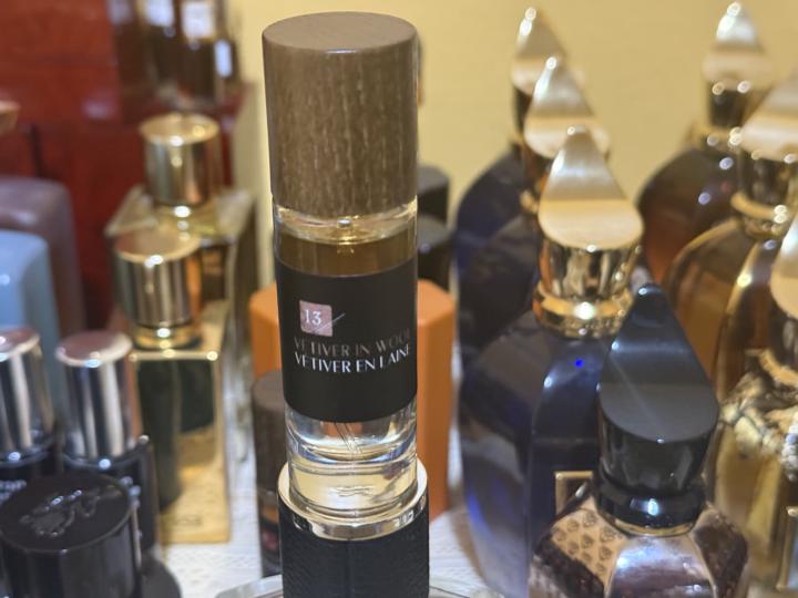 Vetiver in Wool by Scents of Wood