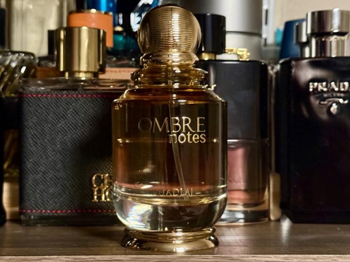 Premiering Khadlaj: Ombre Notes
