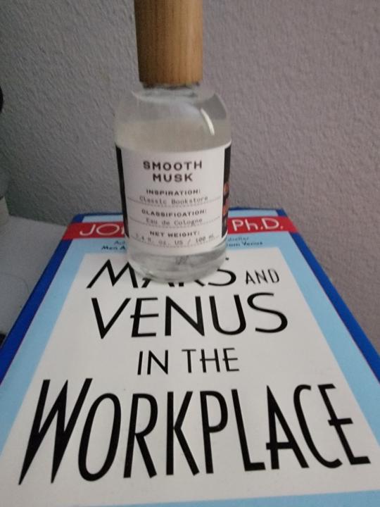 Smooth Musk (Classic Bookstore) by Tru Fragrance