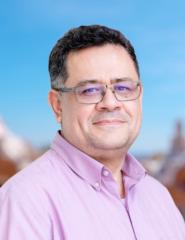 Alvaro Retana