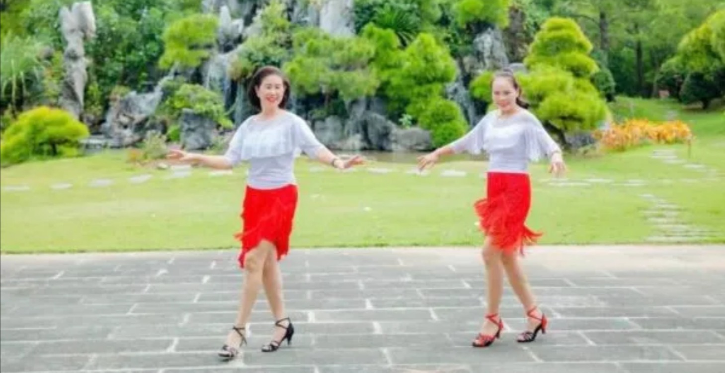 Khoá Học Nhịp Điệu Cha Cha Cha