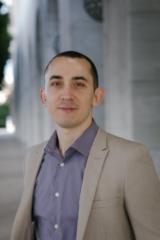 Evan Roth