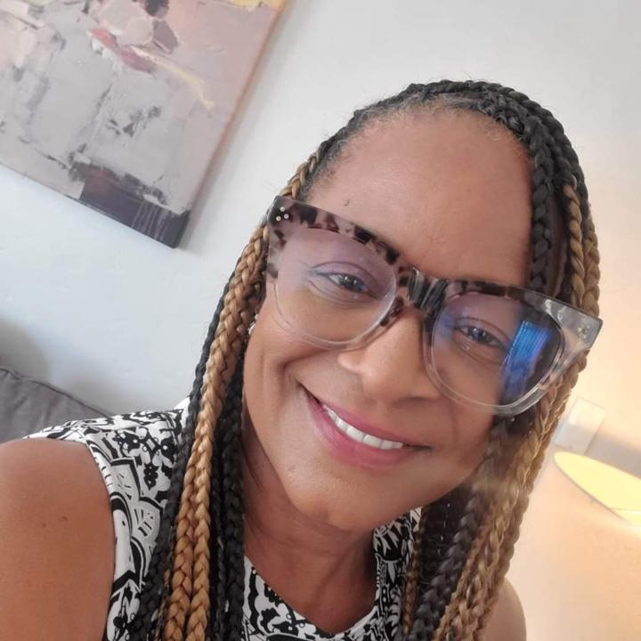 Ceola Huyghue
