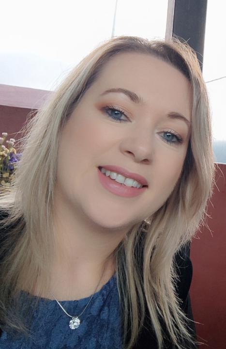 Gloria Zuloaga