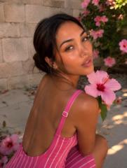 Valentina Rose